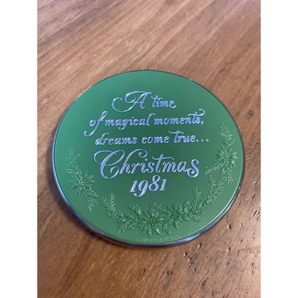 Hallmark Vintage Christmas Cameo Ornaments Lot of 5 Unicorn Betsy Clark - Picture 5 of 13